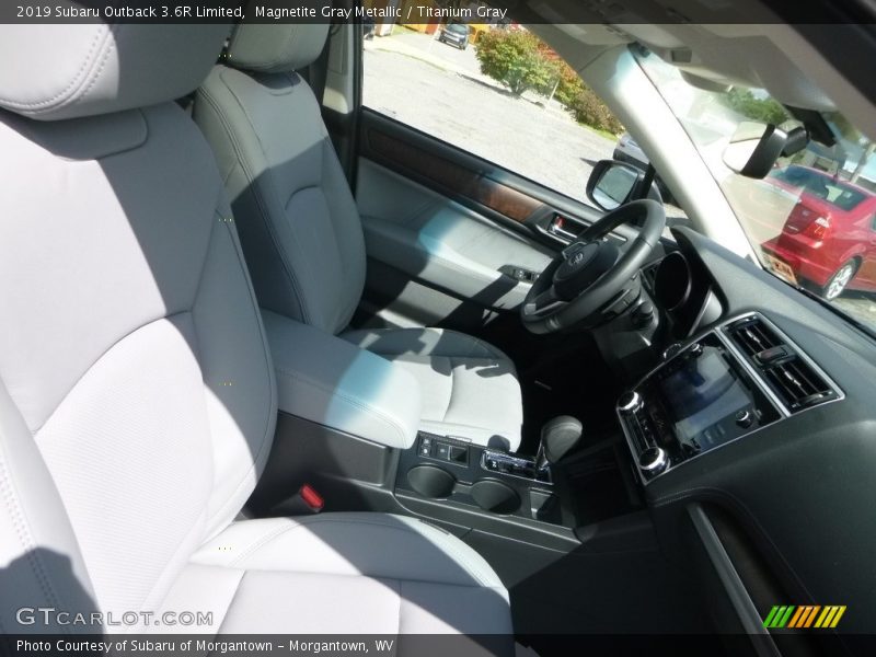 Magnetite Gray Metallic / Titanium Gray 2019 Subaru Outback 3.6R Limited