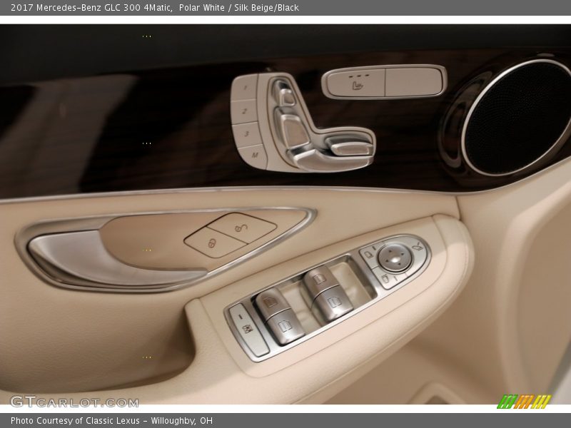 Polar White / Silk Beige/Black 2017 Mercedes-Benz GLC 300 4Matic