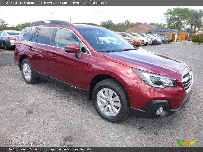 Front 3/4 View of 2019 Outback 2.5i Premium
