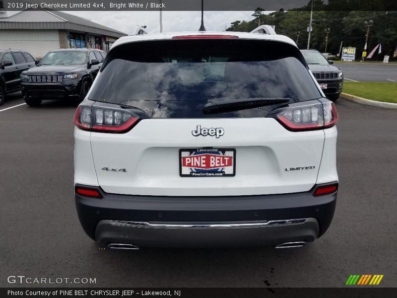 Bright White / Black 2019 Jeep Cherokee Limited 4x4