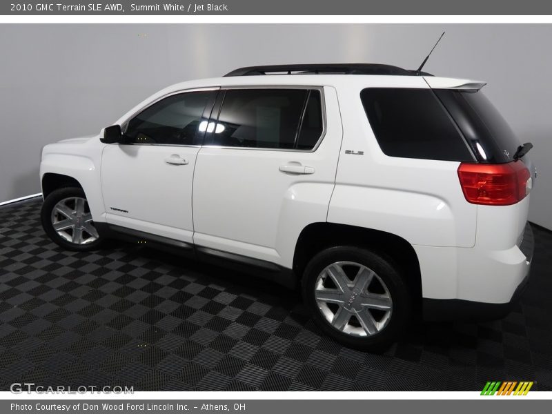 Summit White / Jet Black 2010 GMC Terrain SLE AWD