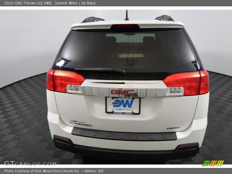 Summit White / Jet Black 2010 GMC Terrain SLE AWD