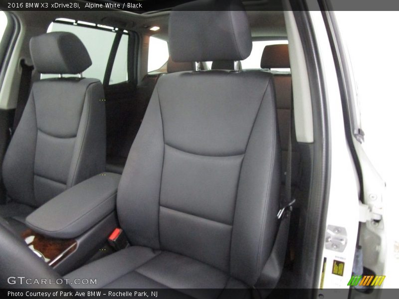 Alpine White / Black 2016 BMW X3 xDrive28i