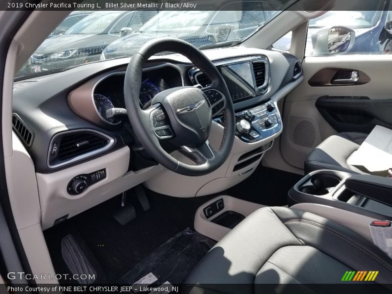 Billet Silver Metallic / Black/Alloy 2019 Chrysler Pacifica Touring L