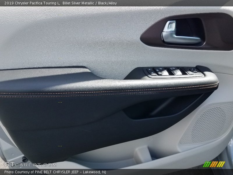 Billet Silver Metallic / Black/Alloy 2019 Chrysler Pacifica Touring L