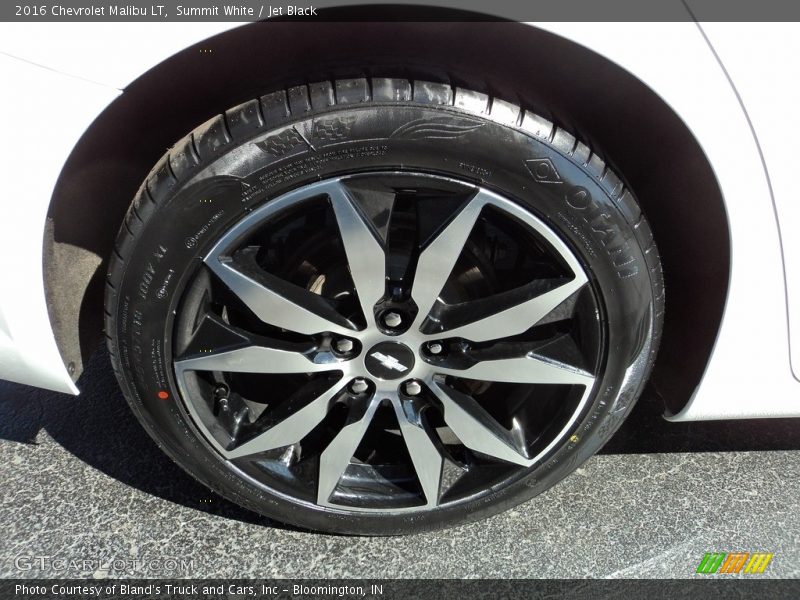 Summit White / Jet Black 2016 Chevrolet Malibu LT