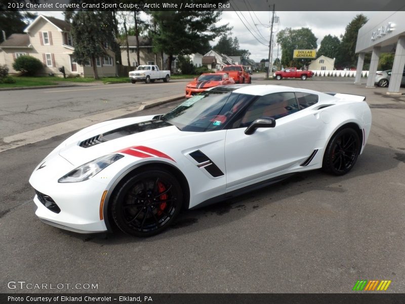 Arctic White / Adrenaline Red 2019 Chevrolet Corvette Grand Sport Coupe