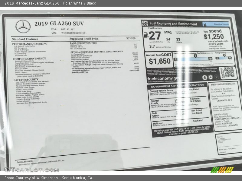Polar White / Black 2019 Mercedes-Benz GLA 250