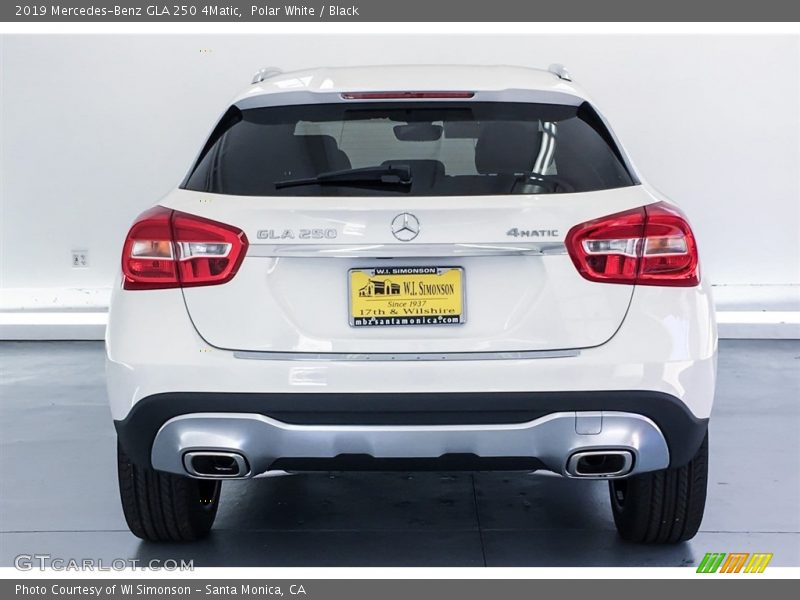 Polar White / Black 2019 Mercedes-Benz GLA 250 4Matic