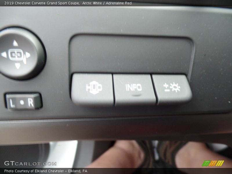 Arctic White / Adrenaline Red 2019 Chevrolet Corvette Grand Sport Coupe