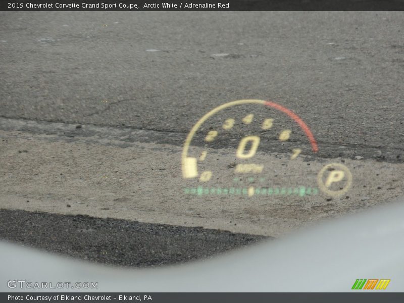 Arctic White / Adrenaline Red 2019 Chevrolet Corvette Grand Sport Coupe