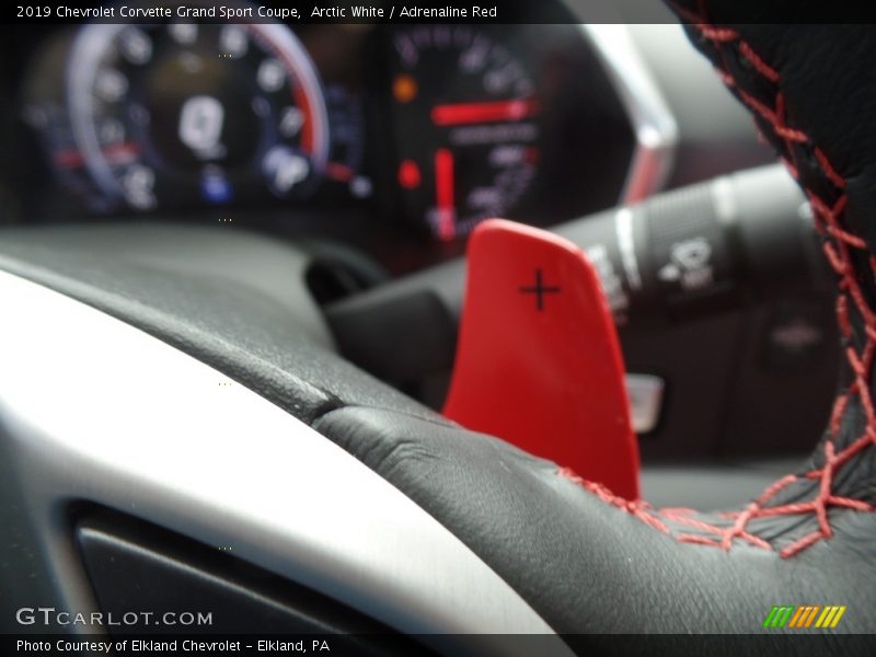 Arctic White / Adrenaline Red 2019 Chevrolet Corvette Grand Sport Coupe