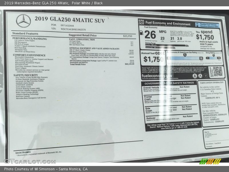 Polar White / Black 2019 Mercedes-Benz GLA 250 4Matic