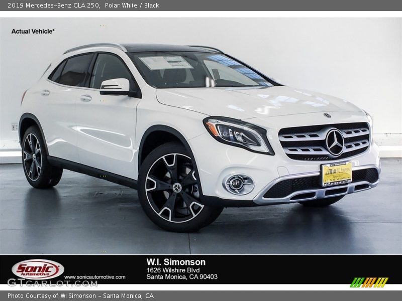 Polar White / Black 2019 Mercedes-Benz GLA 250