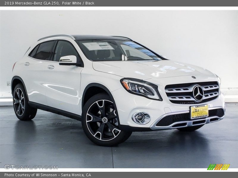 Polar White / Black 2019 Mercedes-Benz GLA 250