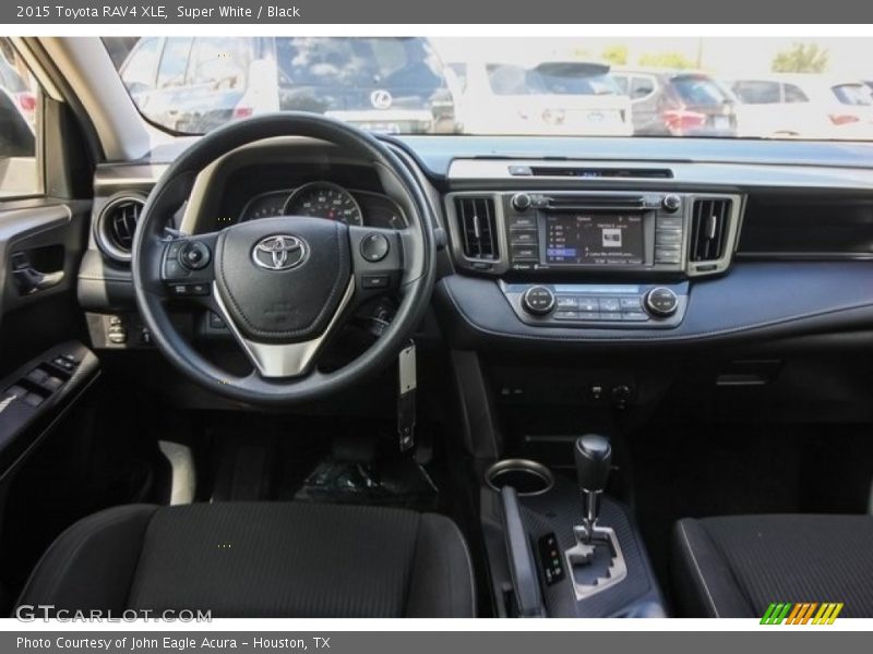Super White / Black 2015 Toyota RAV4 XLE
