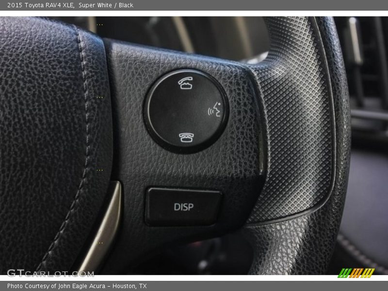 Super White / Black 2015 Toyota RAV4 XLE