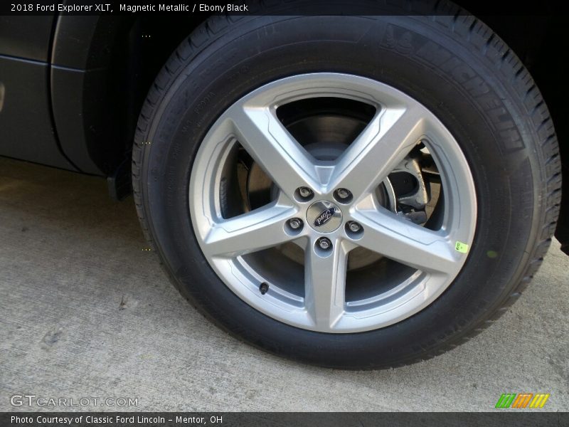 Magnetic Metallic / Ebony Black 2018 Ford Explorer XLT