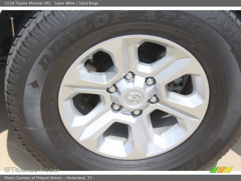 Super White / Sand Beige 2018 Toyota 4Runner SR5