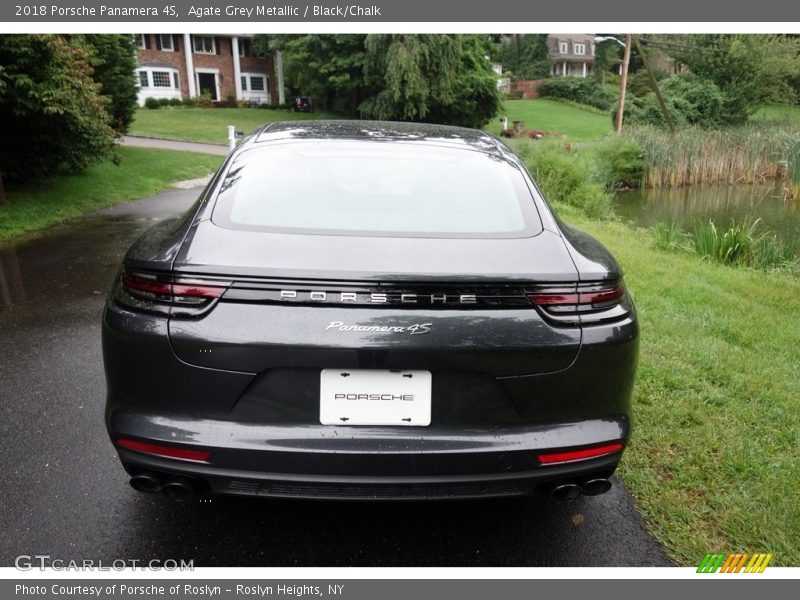 Agate Grey Metallic / Black/Chalk 2018 Porsche Panamera 4S