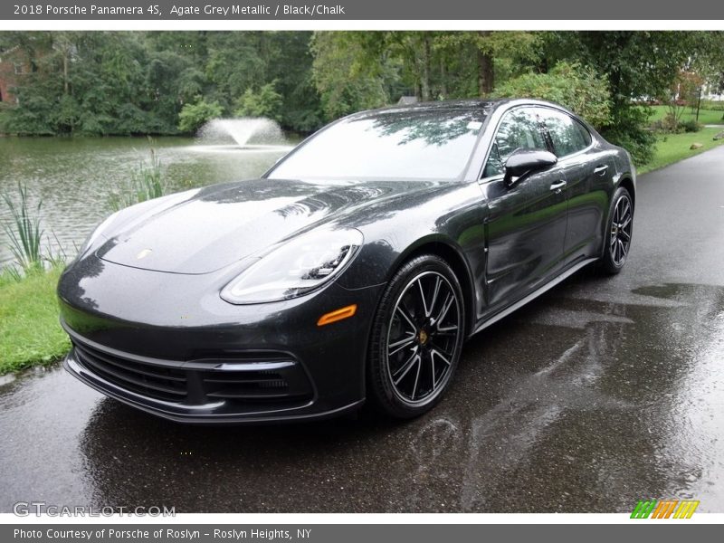 Agate Grey Metallic / Black/Chalk 2018 Porsche Panamera 4S