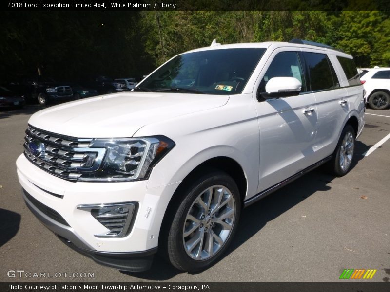 Front 3/4 View of 2018 Expedition Limited 4x4