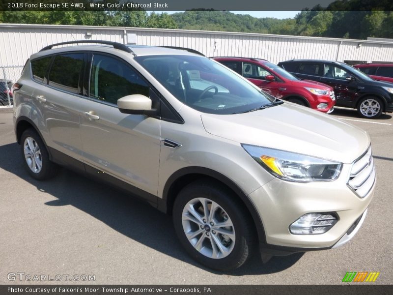 White Gold / Charcoal Black 2018 Ford Escape SE 4WD