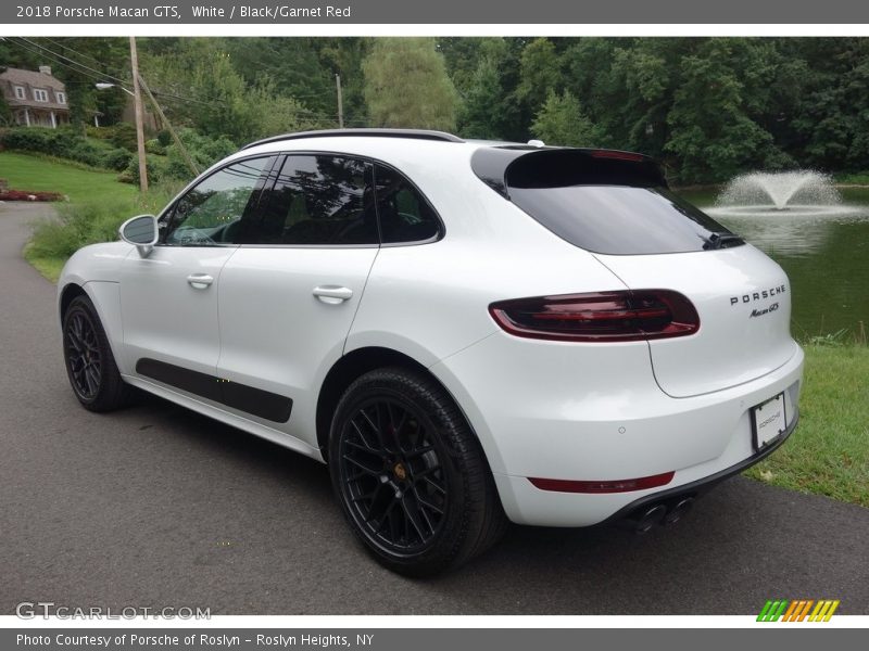 White / Black/Garnet Red 2018 Porsche Macan GTS