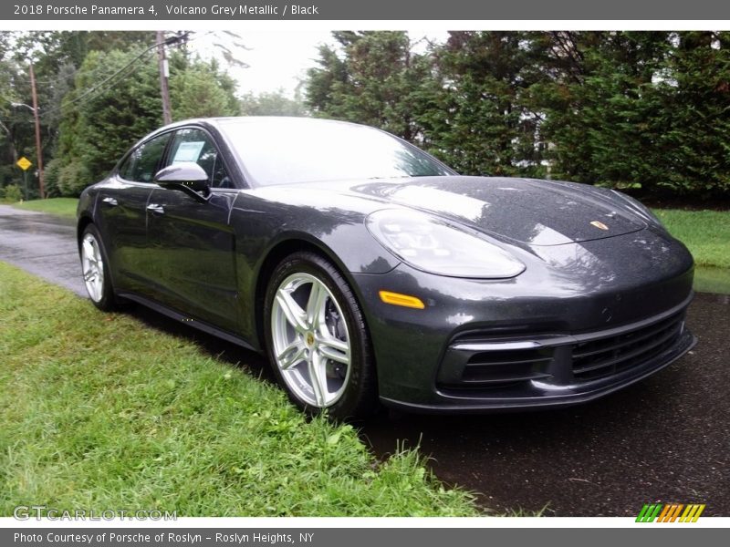 Volcano Grey Metallic / Black 2018 Porsche Panamera 4