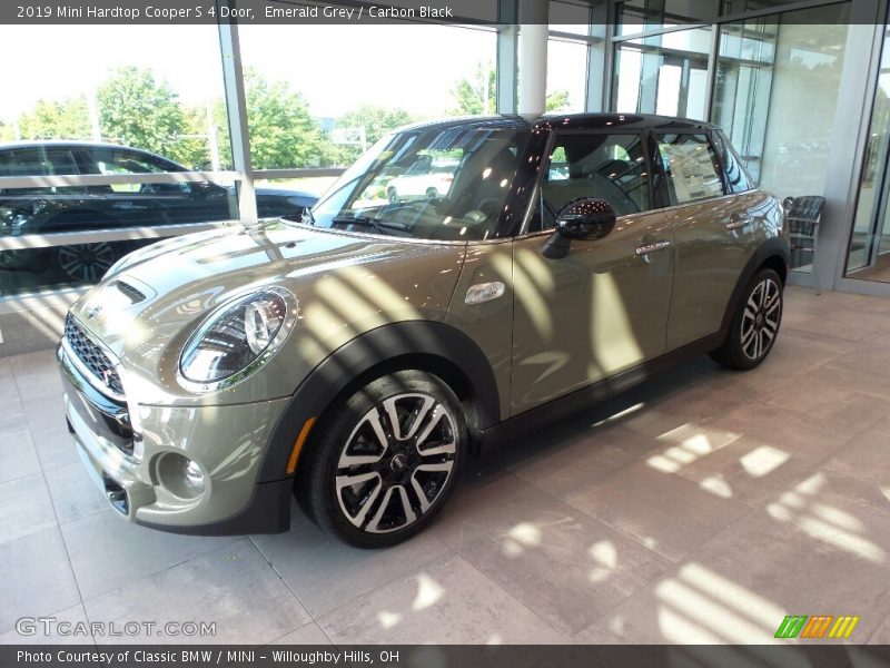 Emerald Grey / Carbon Black 2019 Mini Hardtop Cooper S 4 Door