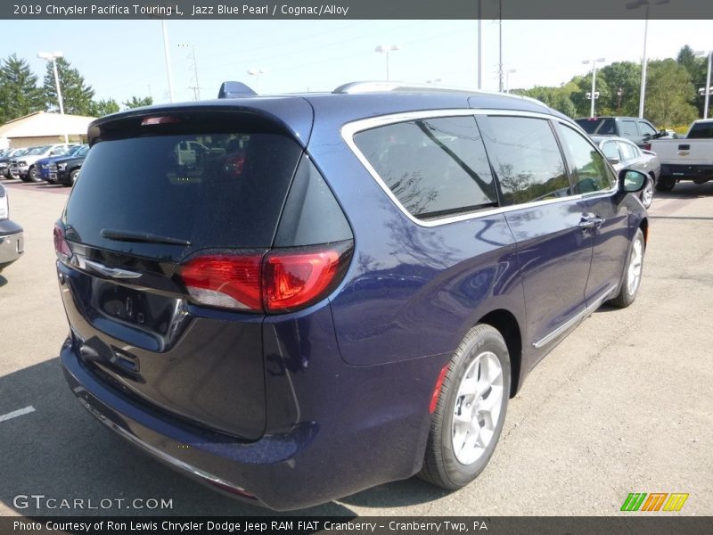 Jazz Blue Pearl / Cognac/Alloy 2019 Chrysler Pacifica Touring L