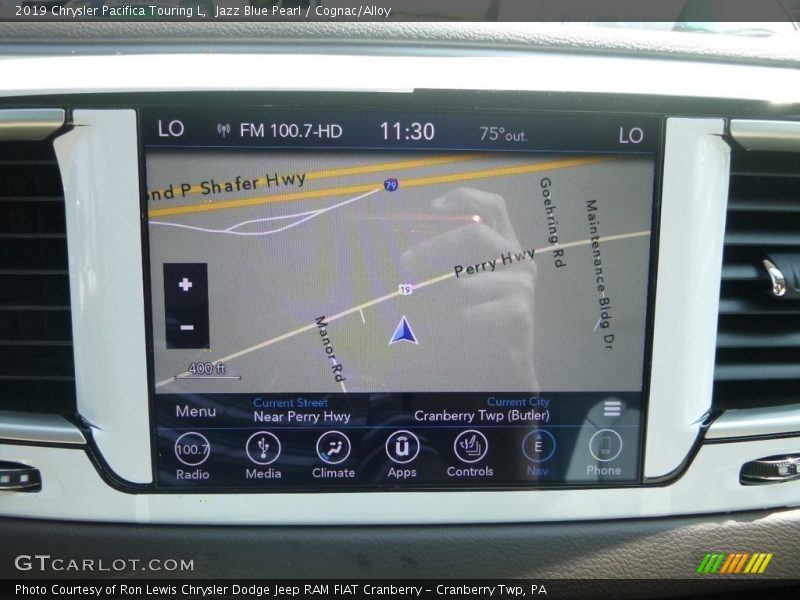 Navigation of 2019 Pacifica Touring L