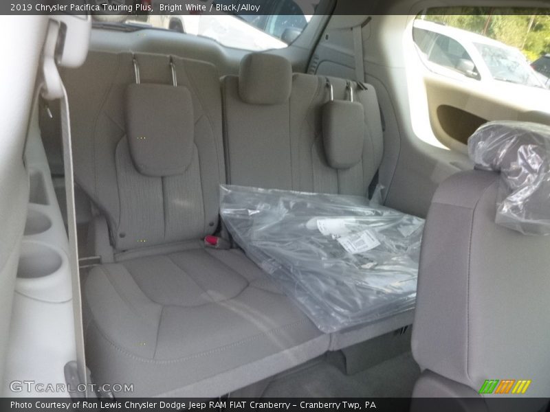 Bright White / Black/Alloy 2019 Chrysler Pacifica Touring Plus