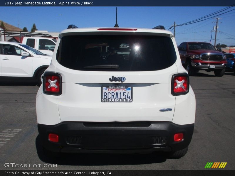 Alpine White / Black 2017 Jeep Renegade Latitude