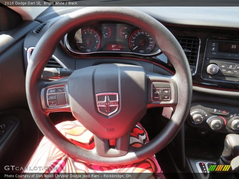 Bright White / Black 2016 Dodge Dart SE