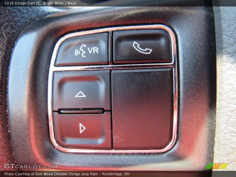 Bright White / Black 2016 Dodge Dart SE