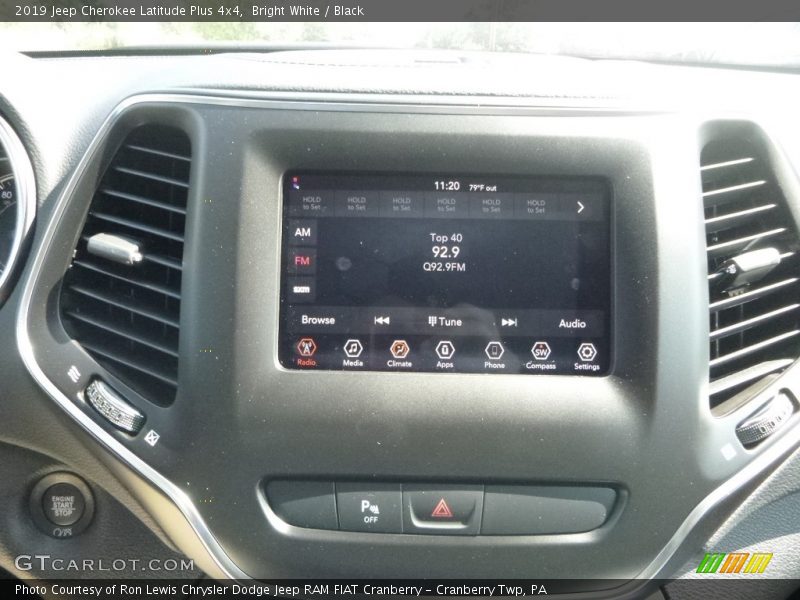 Bright White / Black 2019 Jeep Cherokee Latitude Plus 4x4