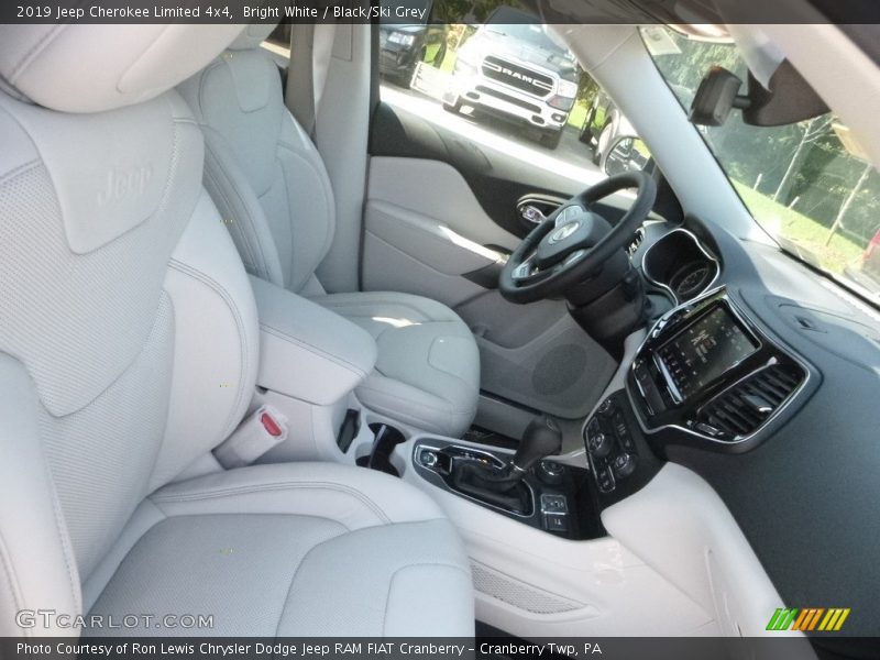 Bright White / Black/Ski Grey 2019 Jeep Cherokee Limited 4x4