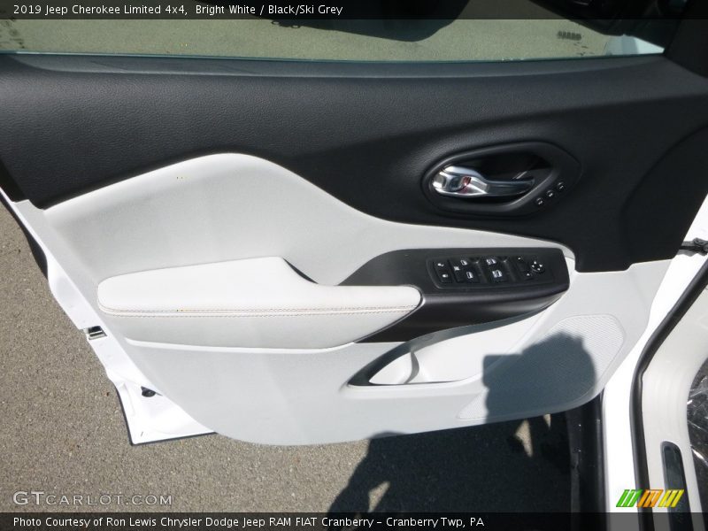 Bright White / Black/Ski Grey 2019 Jeep Cherokee Limited 4x4