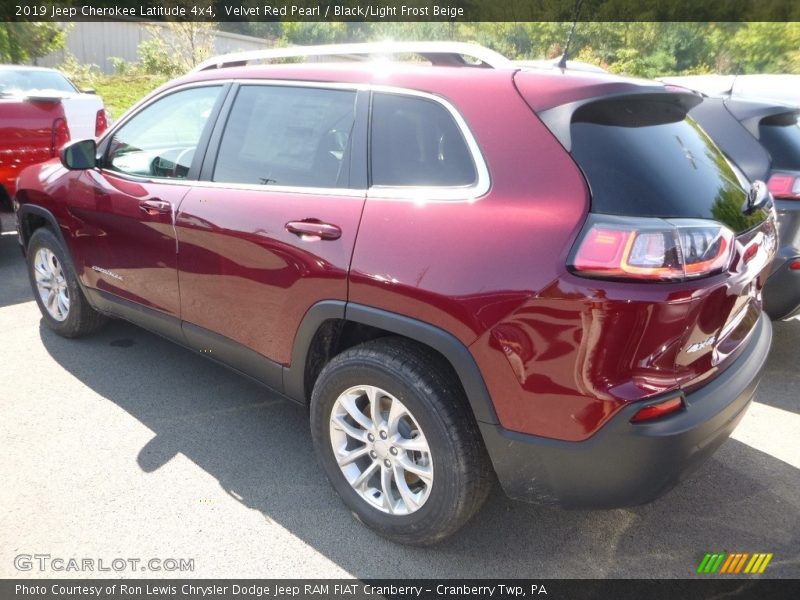 Velvet Red Pearl / Black/Light Frost Beige 2019 Jeep Cherokee Latitude 4x4