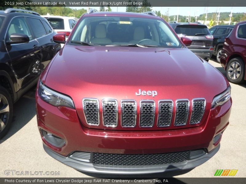 Velvet Red Pearl / Black/Light Frost Beige 2019 Jeep Cherokee Latitude 4x4