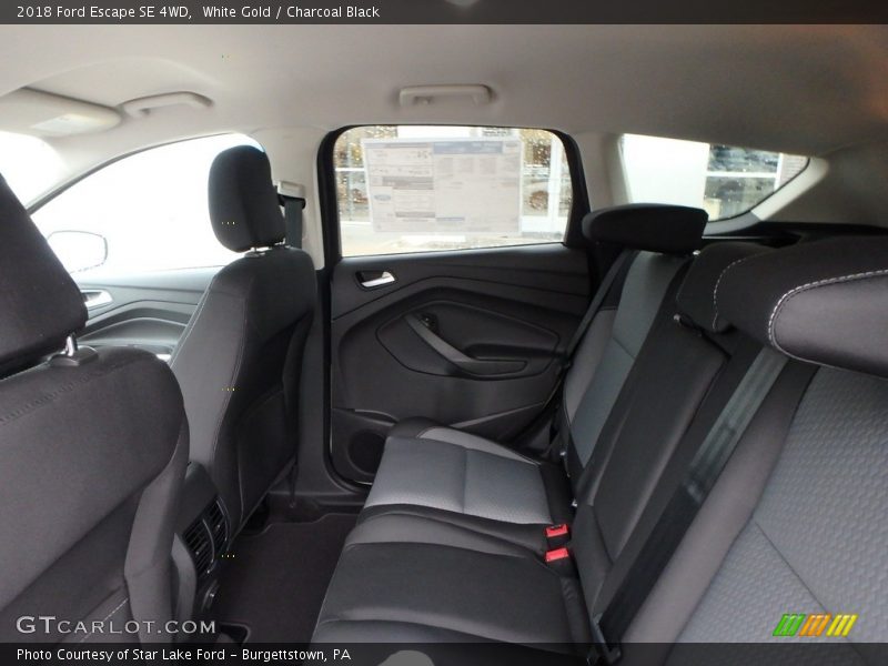 White Gold / Charcoal Black 2018 Ford Escape SE 4WD
