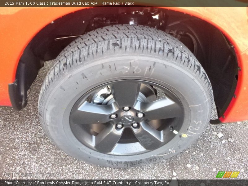 Flame Red / Black 2019 Ram 1500 Classic Tradesman Quad Cab 4x4