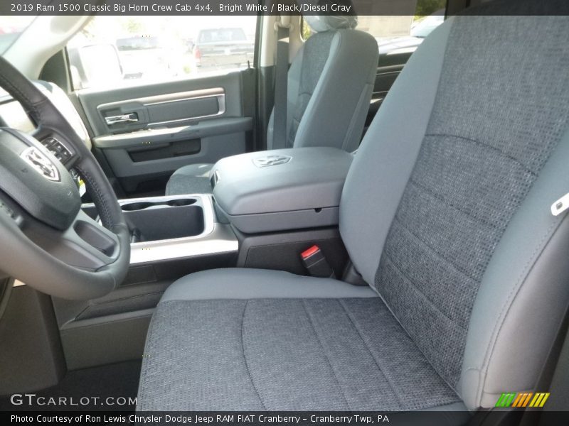 Bright White / Black/Diesel Gray 2019 Ram 1500 Classic Big Horn Crew Cab 4x4