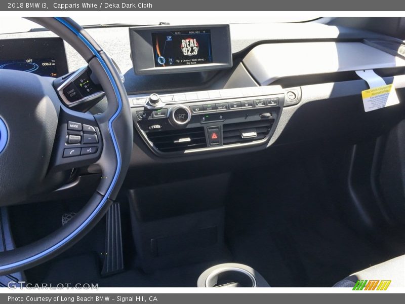 Capparis White / Deka Dark Cloth 2018 BMW i3