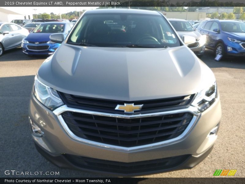 Pepperdust Metallic / Jet Black 2019 Chevrolet Equinox LT AWD