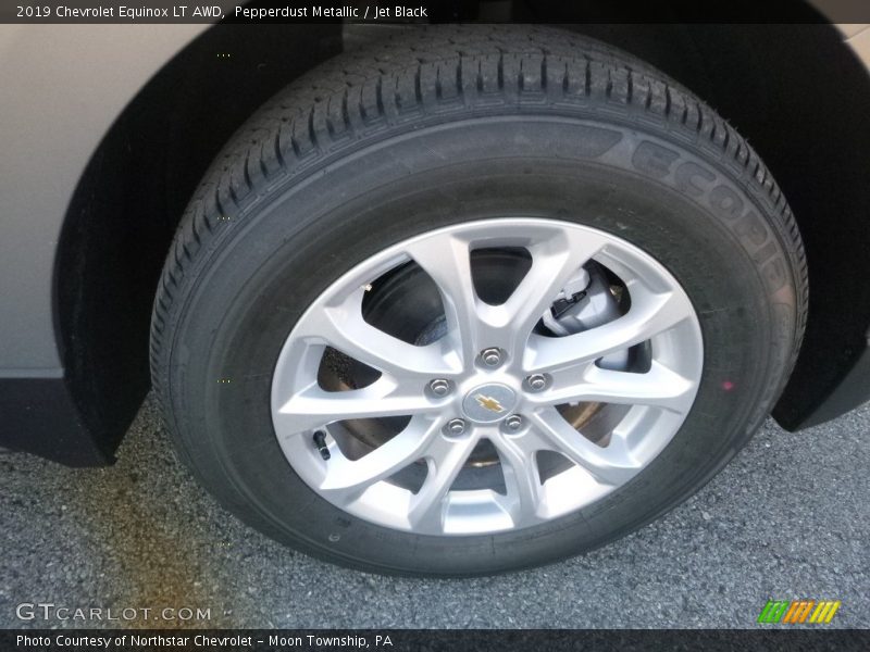 Pepperdust Metallic / Jet Black 2019 Chevrolet Equinox LT AWD