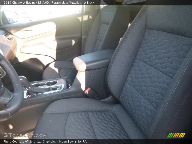 Pepperdust Metallic / Jet Black 2019 Chevrolet Equinox LT AWD