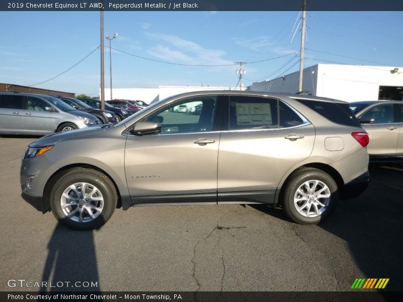 Pepperdust Metallic / Jet Black 2019 Chevrolet Equinox LT AWD