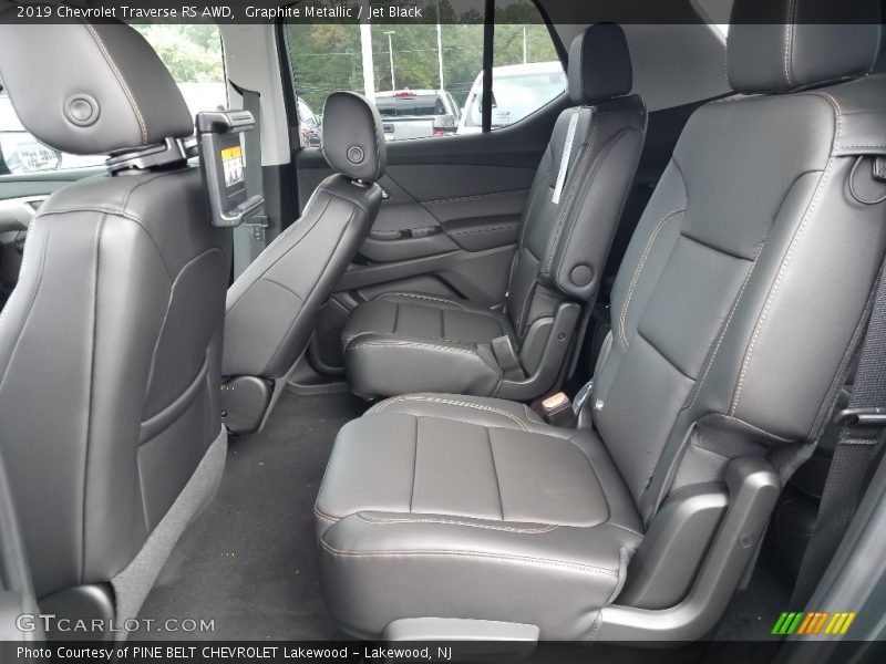 Graphite Metallic / Jet Black 2019 Chevrolet Traverse RS AWD